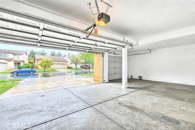 37089 Meadow Brook Way, Beaumont CA: https://media.crmls.org/medias/17ac0008-19a5-46bd-95e5-d4cbd6679580.jpg