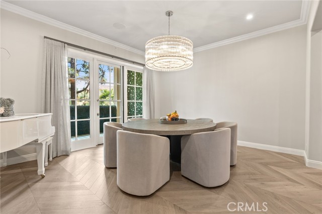 Detail Gallery Image 7 of 38 For 11500 San Vicente Bld #202,  Los Angeles,  CA 90049 - 3 Beds | 3/1 Baths
