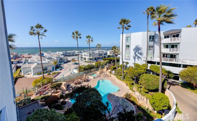 640 The Village, Redondo Beach, California 90277, 1 Bedroom Bedrooms, ,1 BathroomBathrooms,Residential,Sold,The Village,SB23029305