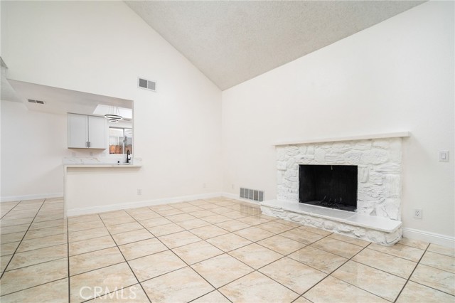 Detail Gallery Image 5 of 23 For 25177 Dana Ln, Moreno Valley,  CA 92551 - 3 Beds | 2 Baths