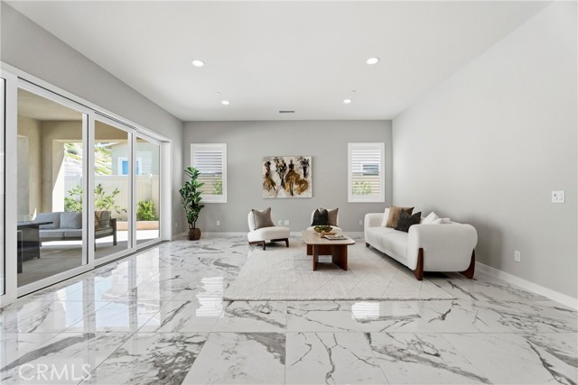 Detail Gallery Image 13 of 75 For 17721 Ridgeline Ct, Saugus,  CA 91350 - 4 Beds | 4 Baths