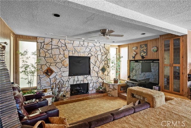 Detail Gallery Image 20 of 34 For 21166 E Rimpath Dr, Covina,  CA 91724 - 3 Beds | 2/1 Baths