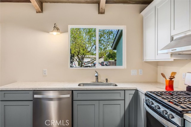 Detail Gallery Image 8 of 35 For 610 Tucker Ave, Paso Robles,  CA 93446 - 3 Beds | 2 Baths