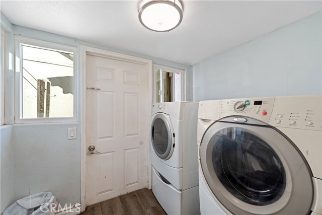 13847 Estelle Street, Corona CA: https://media.crmls.org/medias/17ade65a-1404-47ba-bfd7-2c42a341f3ba.jpg