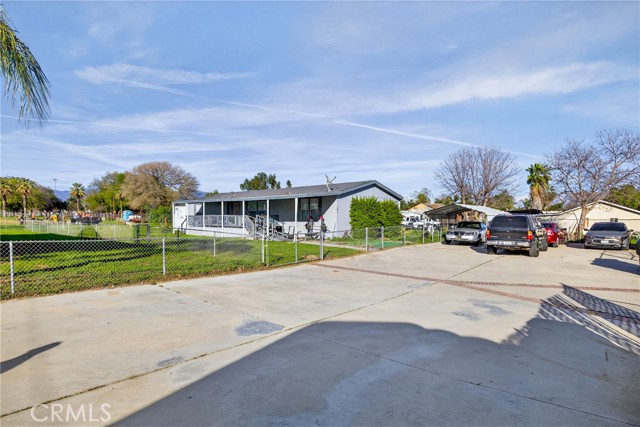 Detail Gallery Image 16 of 36 For 1065 Stevenson a & B,  Colton,  CA 92324 - 6 Beds | 4 Baths