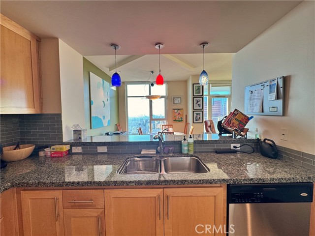 Detail Gallery Image 10 of 39 For 400 W Ocean, Long Beach,  CA 90802 - 2 Beds | 2 Baths