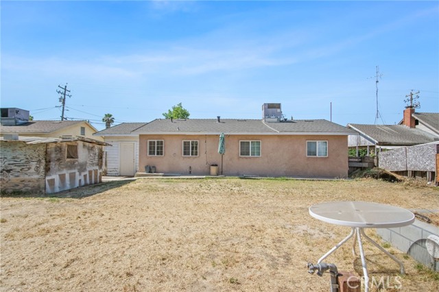 7638 Walnut Avenue, Winton CA: https://media.crmls.org/medias/17aebfca-a138-4a1d-a0ef-3a74ee2c0040.jpg