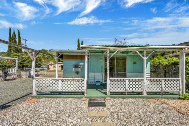 Detail Gallery Image 15 of 19 For 5887 Grove St, Lucerne,  CA 95458 - 1 Beds | 2 Baths