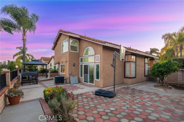 13555 Via San Remo, Chino Hills CA: https://media.crmls.org/medias/17af39e7-fb4c-4bc1-9164-0edab82d6c8a.jpg