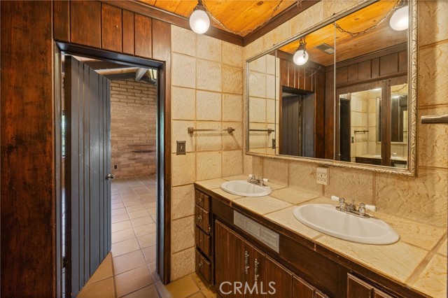 Detail Gallery Image 38 of 65 For 3981 Snow Creek Rd, Mariposa,  CA 95338 - 3 Beds | 2 Baths