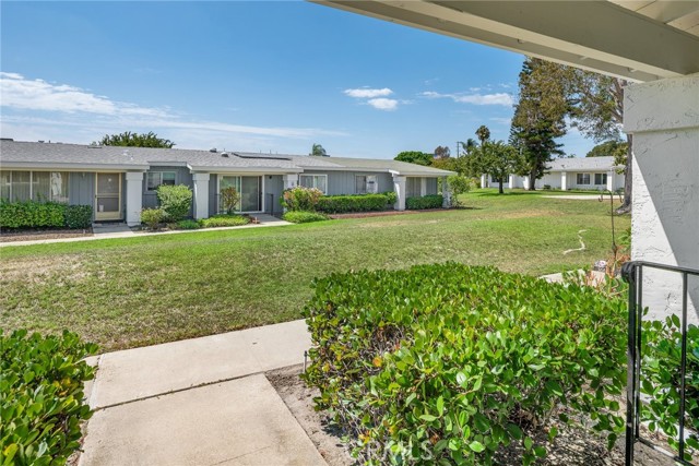 Detail Gallery Image 17 of 25 For 3656 Bartlett Ave, Oceanside,  CA 92057 - 2 Beds | 2 Baths