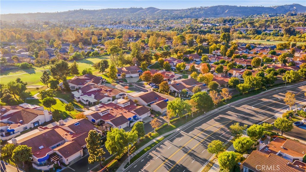 17afdd4a 1fe6 46c3 951e Ba8c13b41241