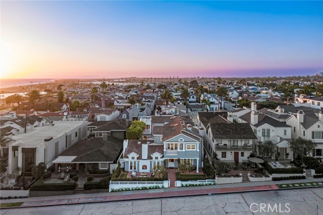 Detail Gallery Image 46 of 48 For 215 Marigold Ave, Corona Del Mar,  CA 92625 - 6 Beds | 6/1 Baths