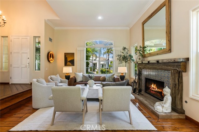 Detail Gallery Image 5 of 55 For 5985 Vista De La Luz, Woodland Hills,  CA 91367 - 4 Beds | 3/1 Baths