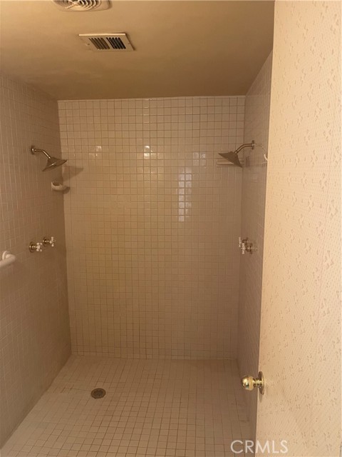 2605 N Kitty Hawk Drive, Palm Springs CA: https://media.crmls.org/medias/17b21171-7442-45bf-9614-c6ef016ec5bb.jpg