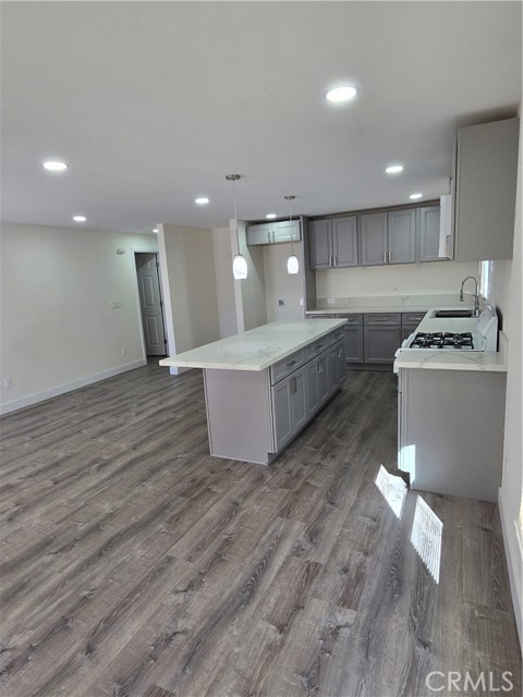 Detail Gallery Image 3 of 9 For 725 W K, Colton,  CA 92324 - – Beds | – Baths