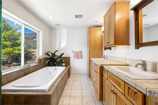 Detail Gallery Image 19 of 42 For 35607 Red Rover Mine, Acton,  CA 93510 - 5 Beds | 3 Baths