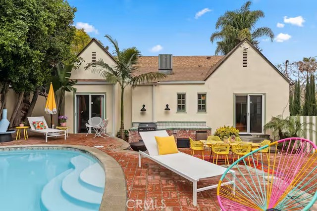 Front Image Thumbnail for CRSR26066323