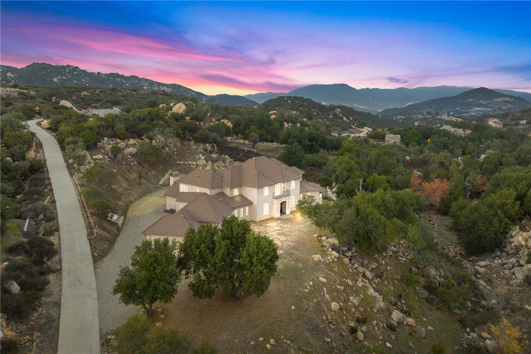 Detail Gallery Image 51 of 60 For 18378 Avenida Bosque, Murrieta,  CA 92562 - 4 Beds | 3/1 Baths