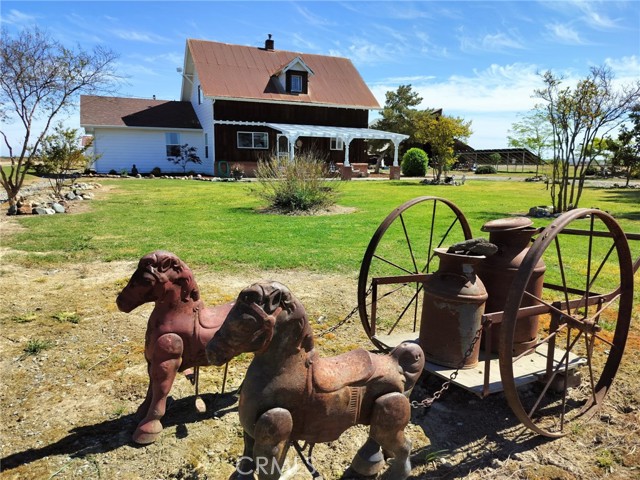 Detail Gallery Image 3 of 43 For 1762 County Road R, Willows,  CA 95988 - 4 Beds | 2 Baths