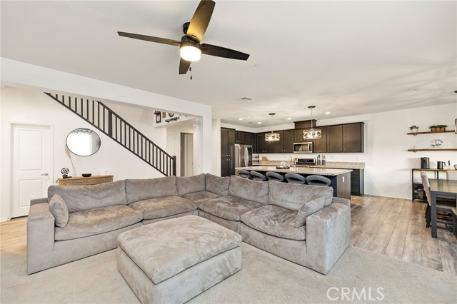 Detail Gallery Image 9 of 46 For 38476 Rosegate Pl, Murrieta,  CA 92563 - 4 Beds | 3/1 Baths