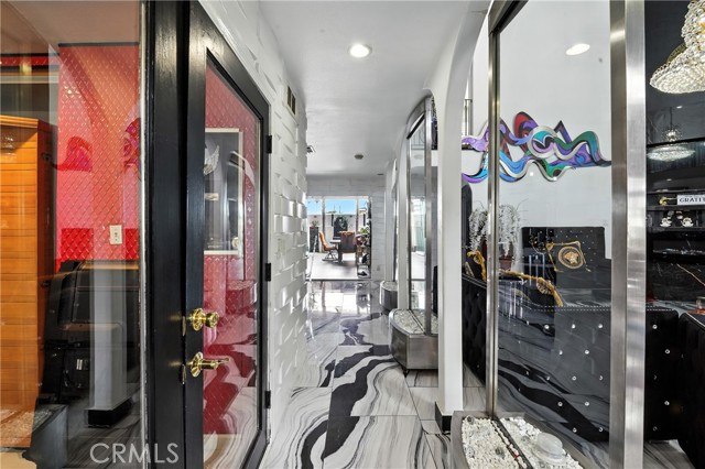 546 E 219th Street, Carson CA: https://media.crmls.org/medias/17b4e047-5c09-497a-b017-75cbaf191e91.jpg