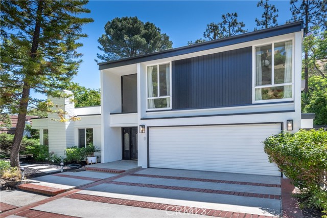 Detail Gallery Image 2 of 28 For 16990 Escalon Dr, Encino,  CA 91436 - 3 Beds | 2/1 Baths