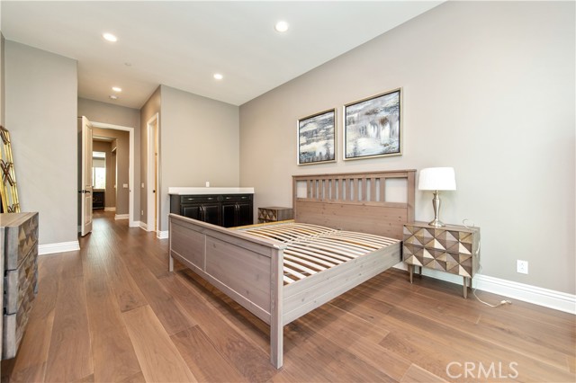 Detail Gallery Image 30 of 57 For 56 Dunmore, Irvine,  CA 92620 - 5 Beds | 5/1 Baths