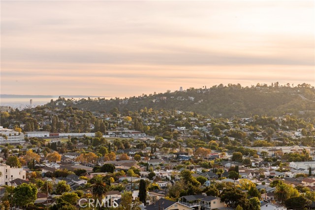 Detail Gallery Image 13 of 42 For 1393 N Avenue 57, Los Angeles,  CA 90042 - 3 Beds | 3 Baths