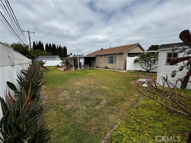 4728 W Lucky Way, Santa Ana CA: https://media.crmls.org/medias/17b7f8ed-ad2b-4089-ab51-3435d24b3cc2.jpg