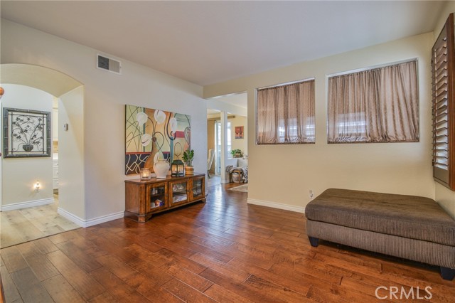 Detail Gallery Image 20 of 65 For 12822 Zinnea Ave, Chino,  CA 91710 - 4 Beds | 2/1 Baths