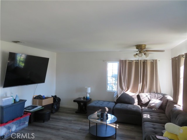 Detail Gallery Image 12 of 34 For 8333 Puritan, Downey,  CA 90242 - 3 Beds | 2 Baths