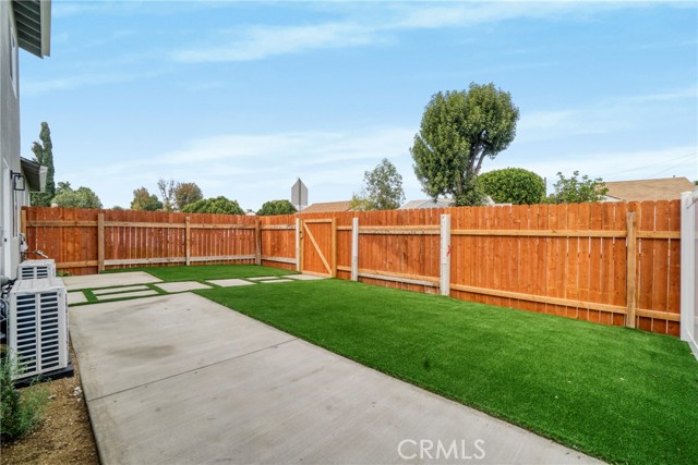 Detail Gallery Image 32 of 52 For 7909 Aldea Ave, Lake Balboa,  CA 91406 - – Beds | – Baths