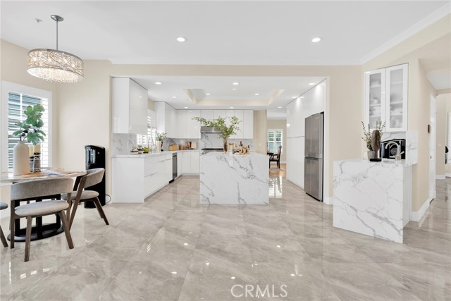 2122 S 3rd Avenue, Arcadia CA: https://media.crmls.org/medias/17bad872-cf4a-4800-8fe6-871bf9b91f5e.jpg