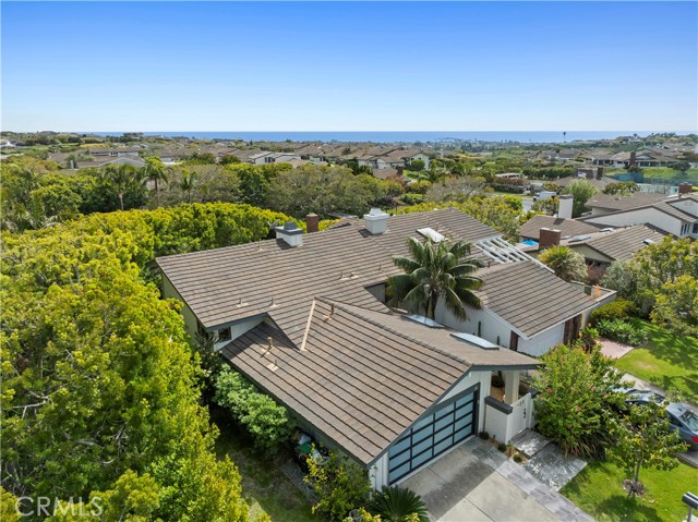 11 Mainsail Drive, Corona del Mar CA: https://media.crmls.org/medias/17bb3a24-2230-41d1-b98c-80f2da47ee94.jpg