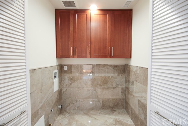 Detail Gallery Image 11 of 26 For 150 Orangewood Ln, Tustin,  CA 92780 - 3 Beds | 2 Baths