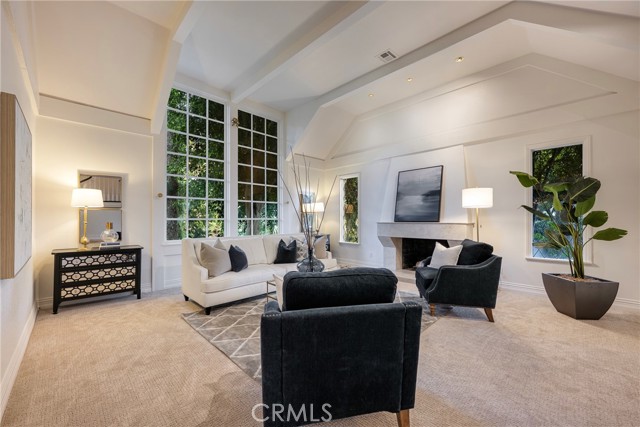 Detail Gallery Image 5 of 54 For 10761 Crawford Canyon, North Tustin,  CA 92705 - 5 Beds | 3/1 Baths