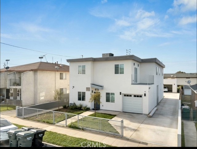 219 S Greenwood Avenue, Montebello CA: https://media.crmls.org/medias/17bca301-49f8-455f-96b7-60a773dea4a1.jpg