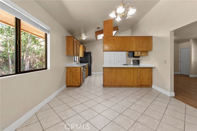 9031 Tassajara Creek Road, Santa Margarita CA: https://media.crmls.org/medias/17bce2d8-f072-4a7a-839c-4f5a4cbdd4bc.jpg