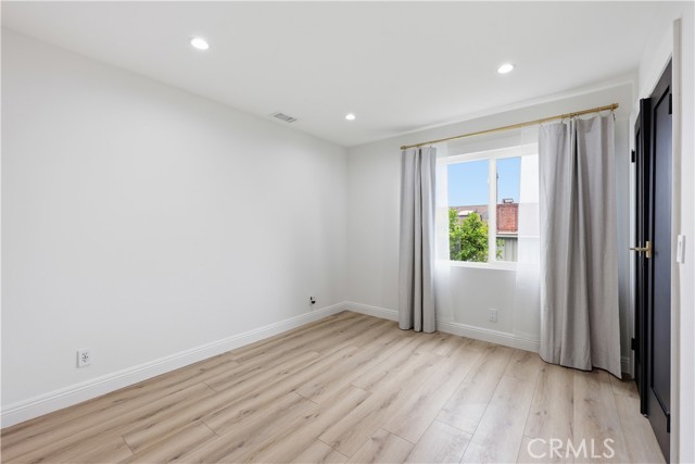 Detail Gallery Image 18 of 29 For 12811 Chaplet, North Tustin,  CA 92705 - 3 Beds | 2 Baths