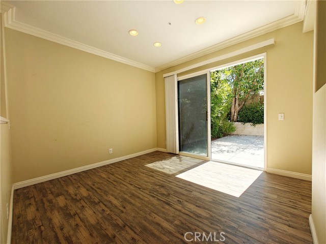 Detail Gallery Image 7 of 22 For 605 Newcastle, Irvine,  CA 92620 - 3 Beds | 3 Baths