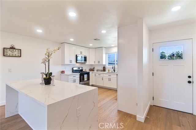 Detail Gallery Image 15 of 28 For 12681 Loraleen, Garden Grove,  CA 92841 - 3 Beds | 2 Baths