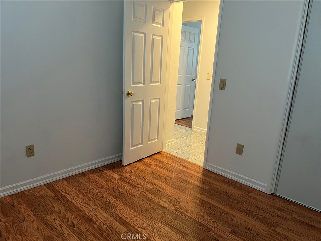 https://media.crmls.org/medias/17bed392-e7ee-4397-8d7f-ab9f045aa11f.jpg?preset=X-Large