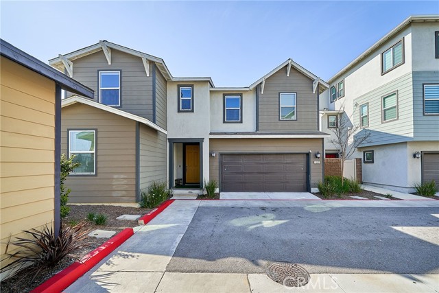 Detail Gallery Image 2 of 41 For 1202 Clipper Ln, Harbor City,  CA 90710 - 4 Beds | 3 Baths