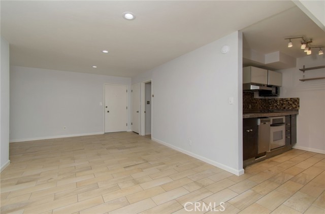 2368 Torrey Pines Road, La Jolla CA: https://media.crmls.org/medias/17c08e1f-92e2-4b7f-b540-13cec730fc2e.jpg
