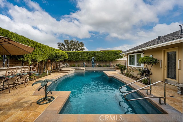 Detail Gallery Image 14 of 75 For 3030 E Elgin, Orange,  CA 92869 - 4 Beds | 2/1 Baths