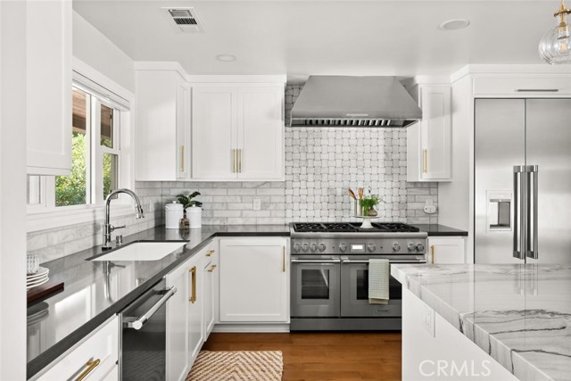 Detail Gallery Image 9 of 59 For 9243 Turner Ln, Durham,  CA 95938 - 4 Beds | 3/1 Baths