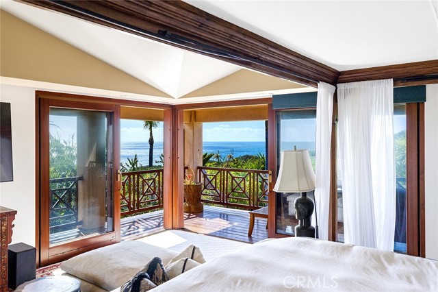 Detail Gallery Image 9 of 30 For 125 Irvine Cove Ct, Laguna Beach,  CA 92651 - 6 Beds | 6/1 Baths