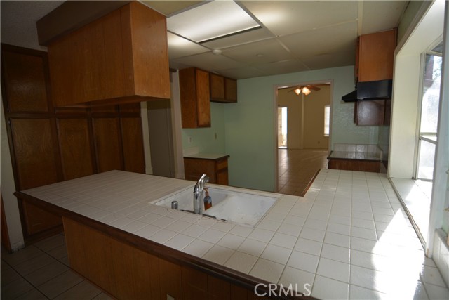 340 Calle Caballeros, Walnut CA: https://media.crmls.org/medias/17c54e4e-e055-44f9-ad14-1d085850db37.jpg