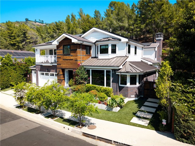 Detail Gallery Image 12 of 59 For 2520 La Condesa Dr, Los Angeles,  CA 90049 - 5 Beds | 6 Baths